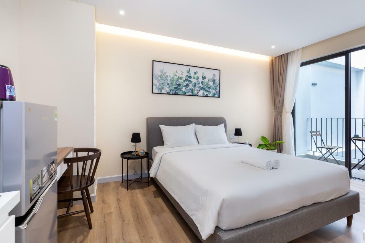 Cozrum Homes - Premier Residence Ho Chi Minh City Exterior photo