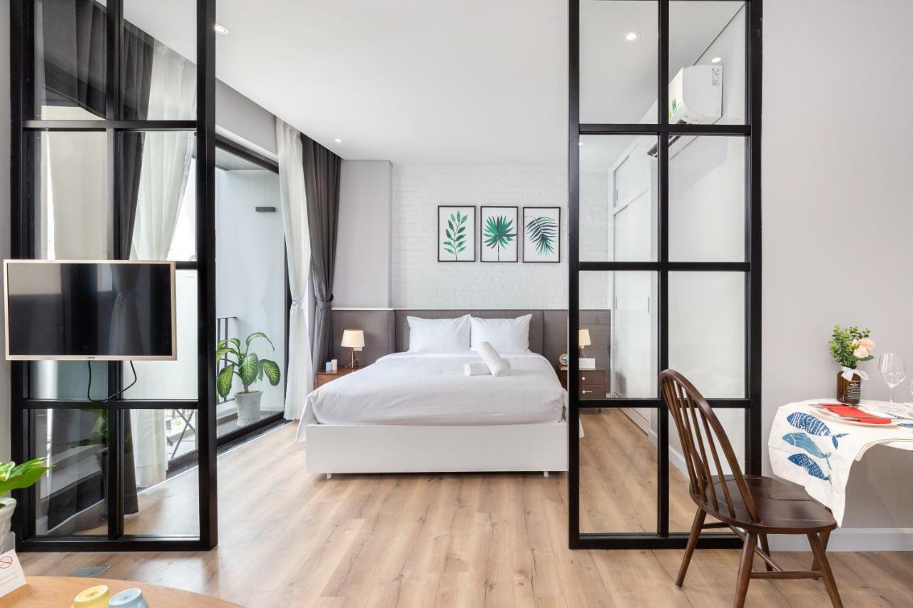 Cozrum Homes - Premier Residence Ho Chi Minh City Exterior photo